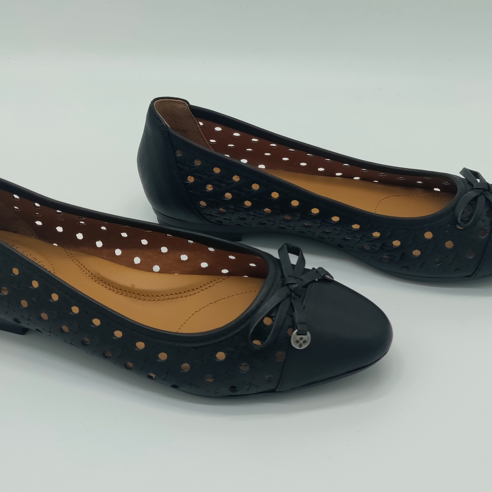 Patricia Nash Black Leather Flats with Cutout Design - Picture 4 of 5